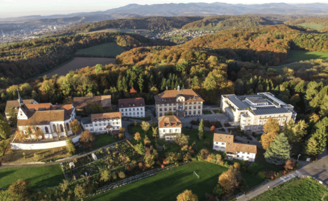 413539-Chrischona-Berg-aus-der-Luft-aufgenommen-Foto-zVg